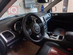 جیپ گراند شیرۆکی